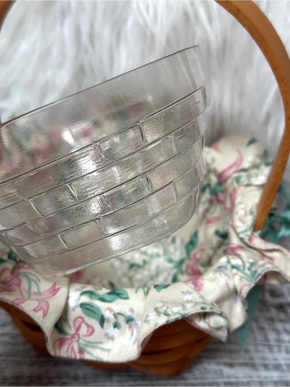 Longaberger 1993 May Series Lily of the Valley Basket w/ painted wood hinged lid